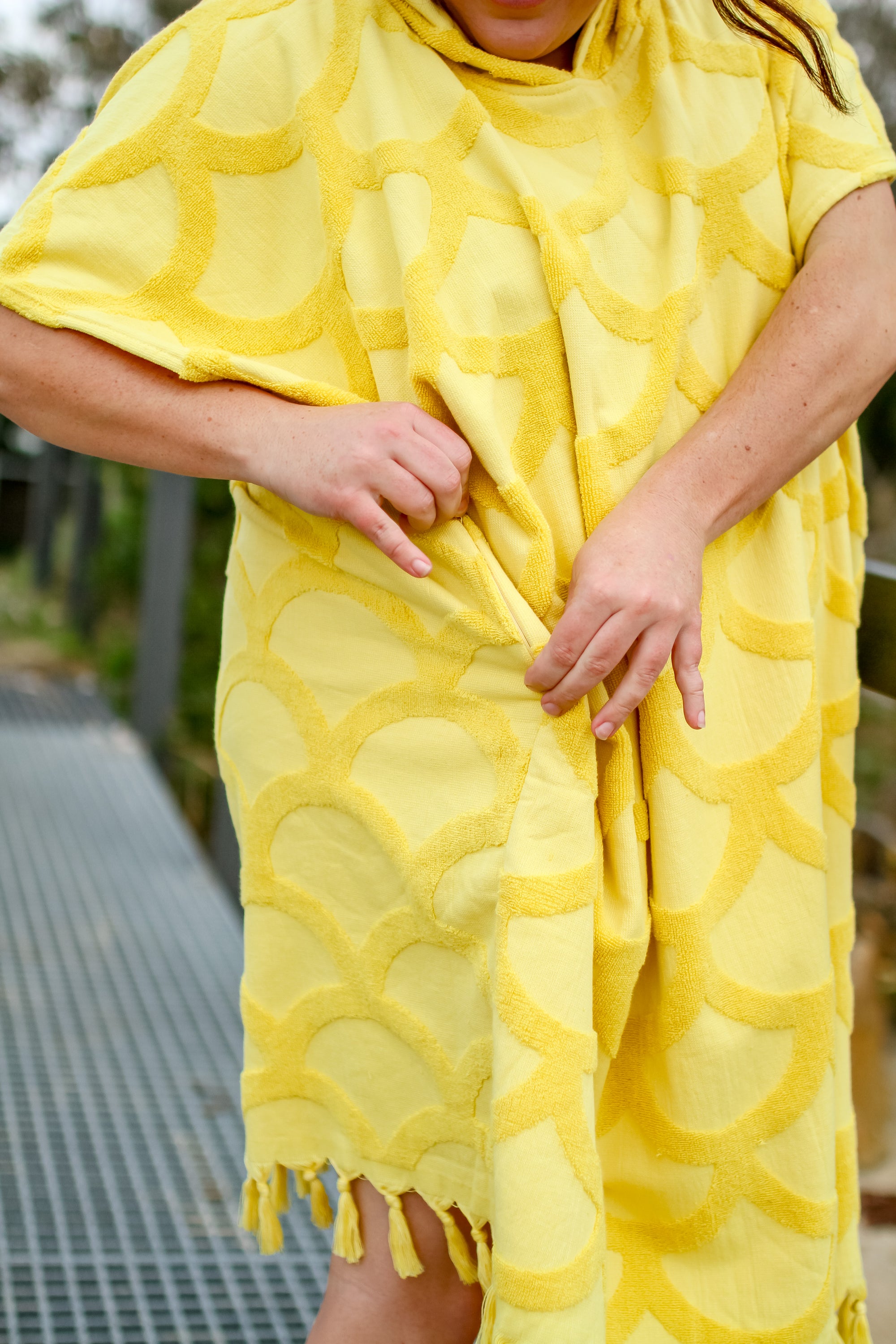 Last Pieces - Hooded Towel Sunny Scales