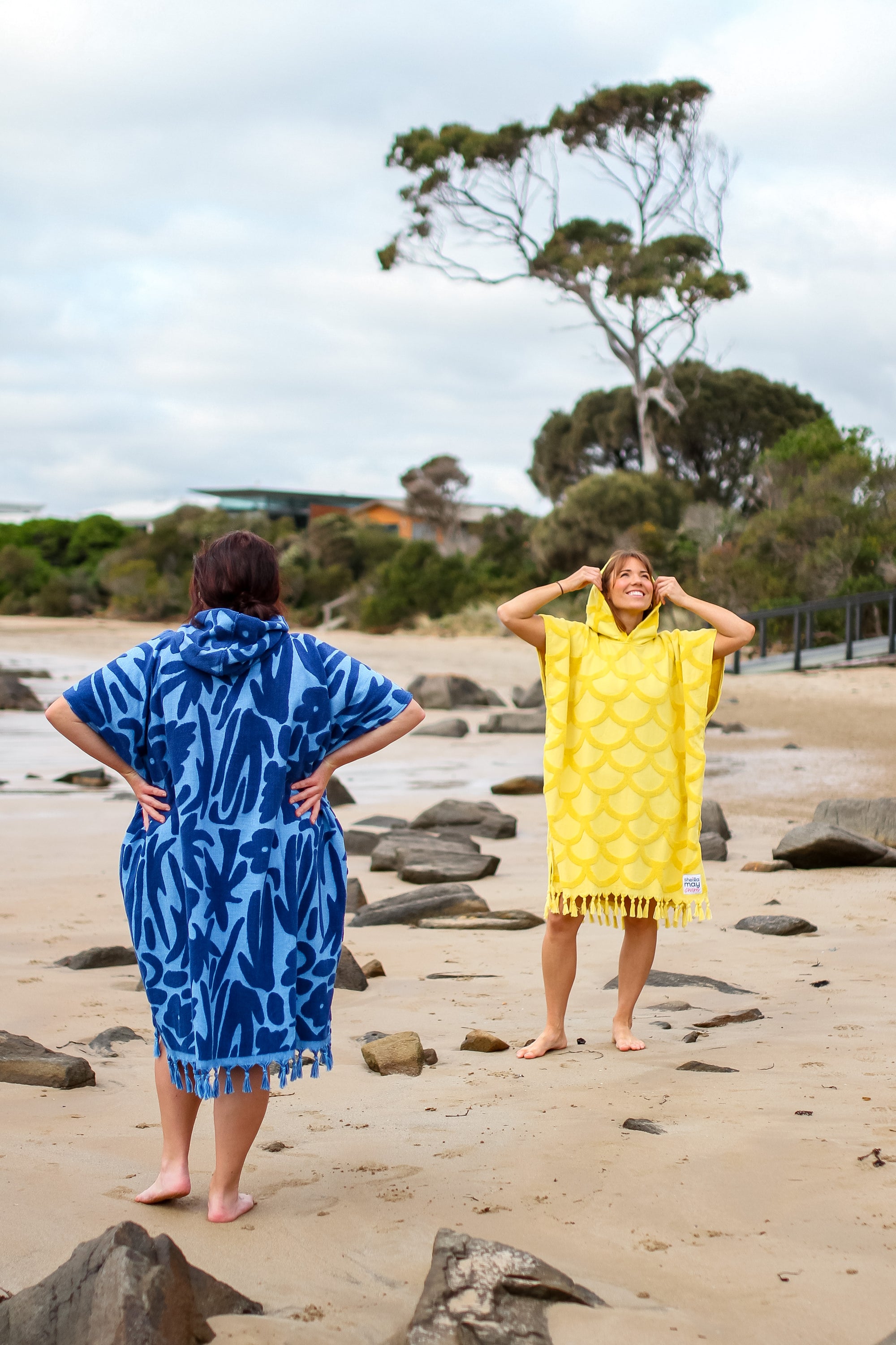 Last Pieces - Hooded Towel Summer in Blue