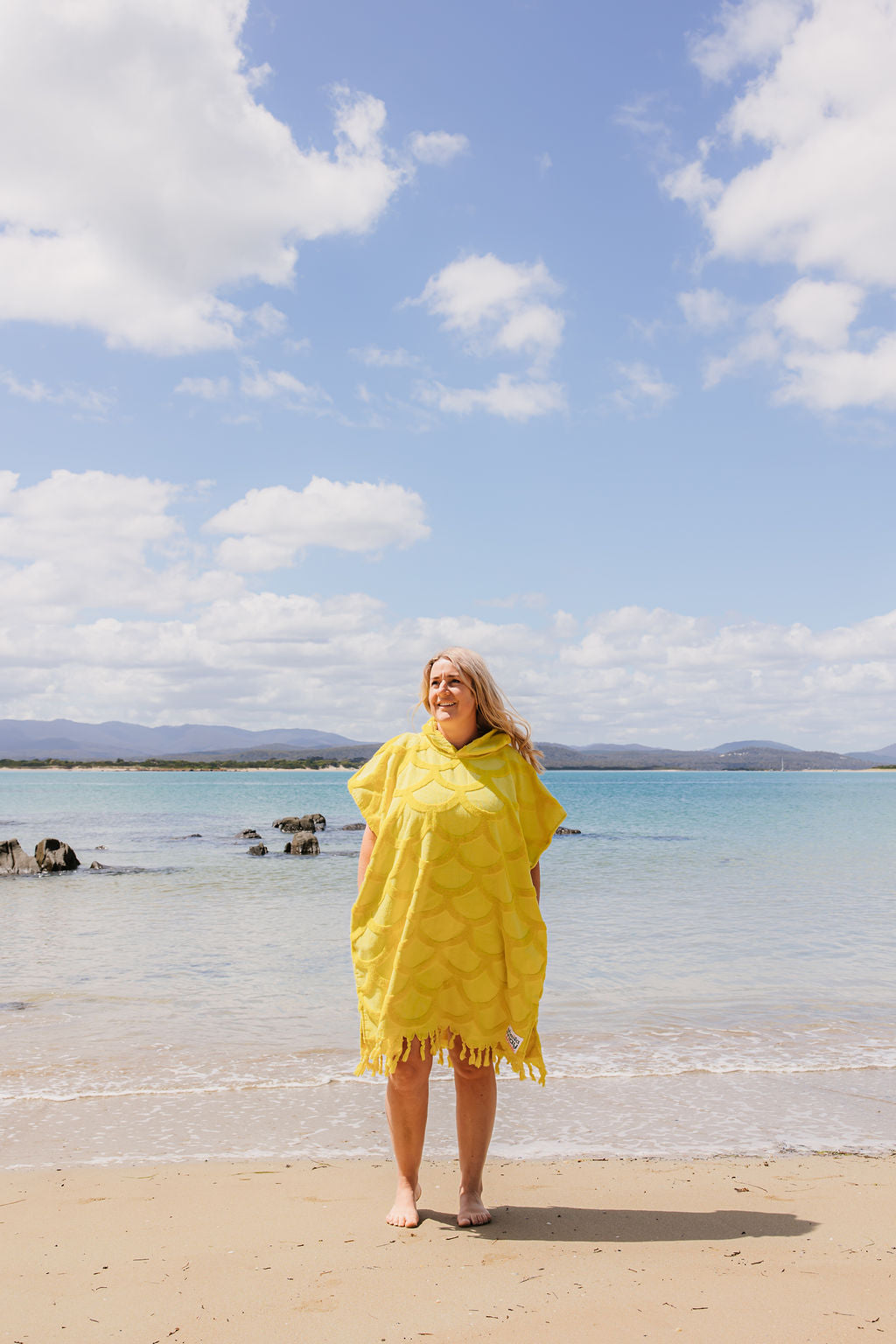 Last Pieces - Hooded Towel Sunny Scales