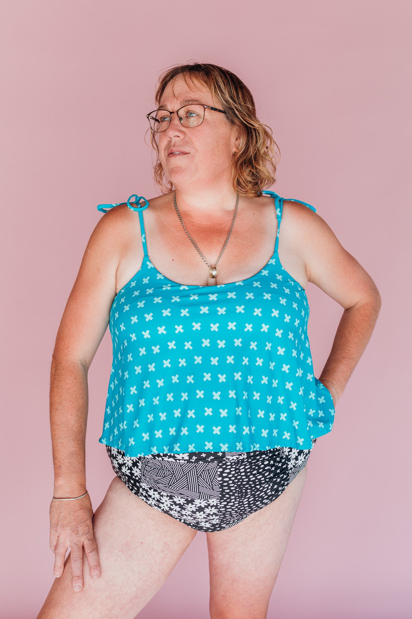 Last Pieces - Swing Top Teal Crosses