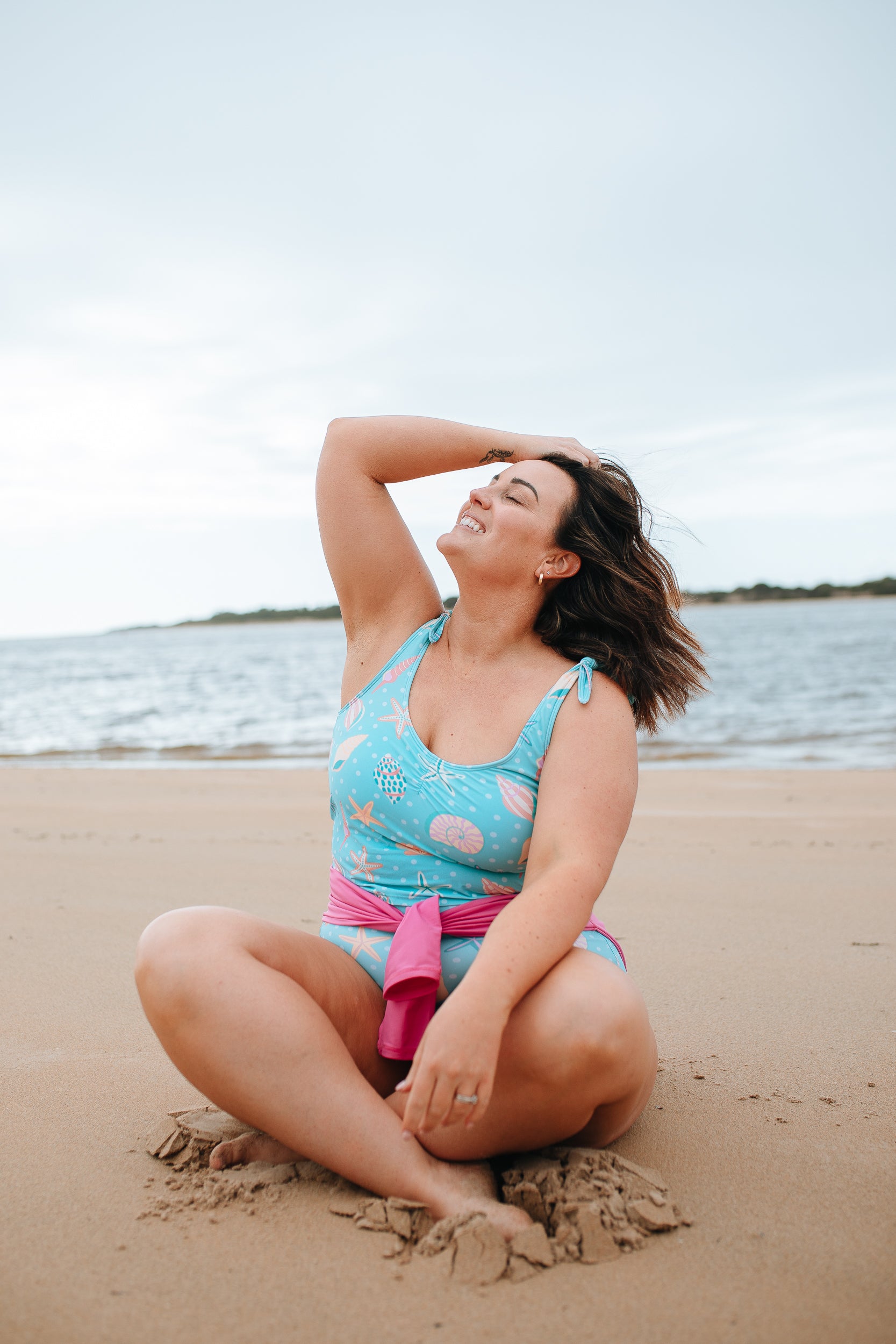 Shoulder Tie Top Sea Shells