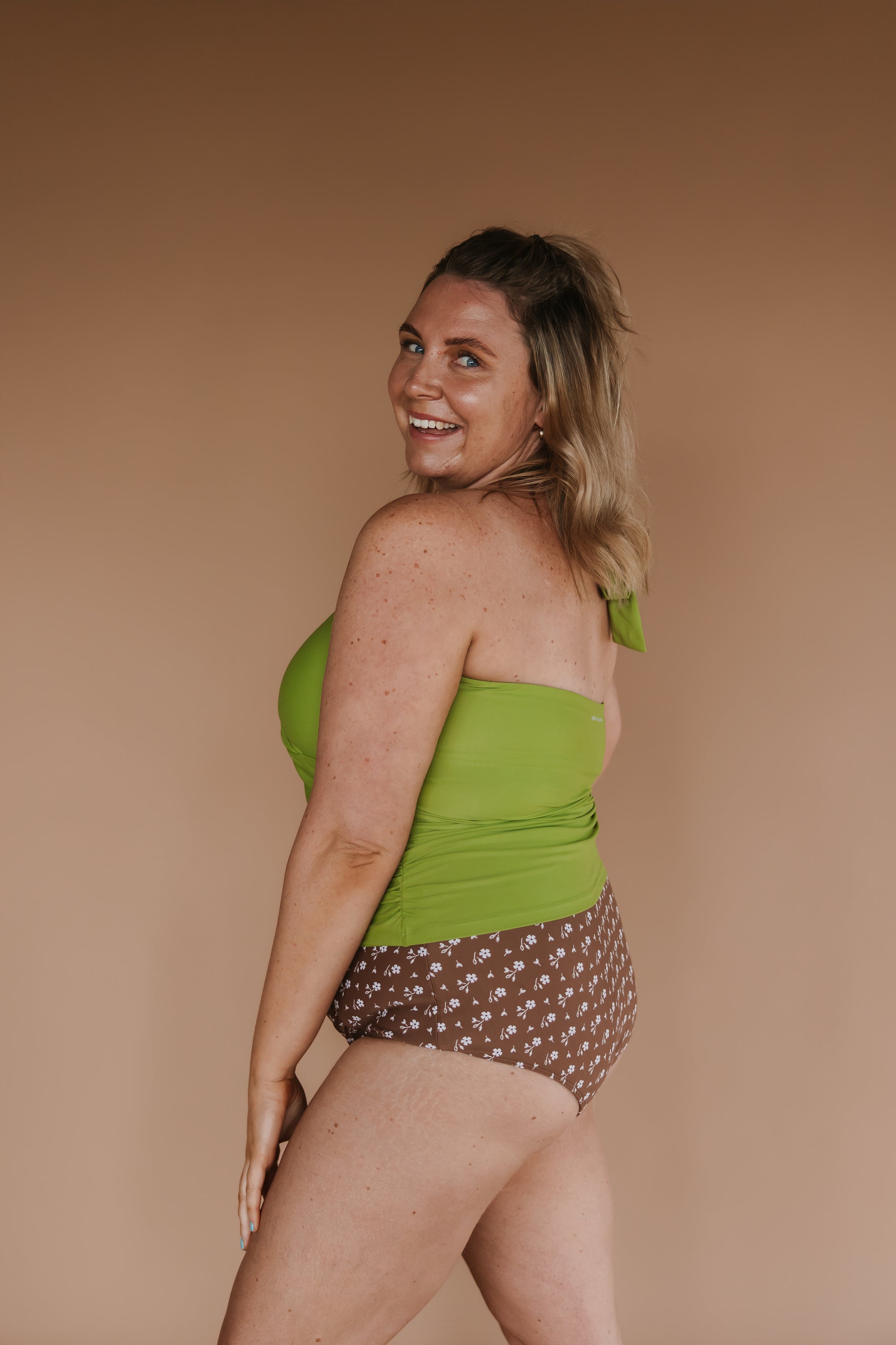 Ruched High Waisted Bottoms Cocoa Ditzy