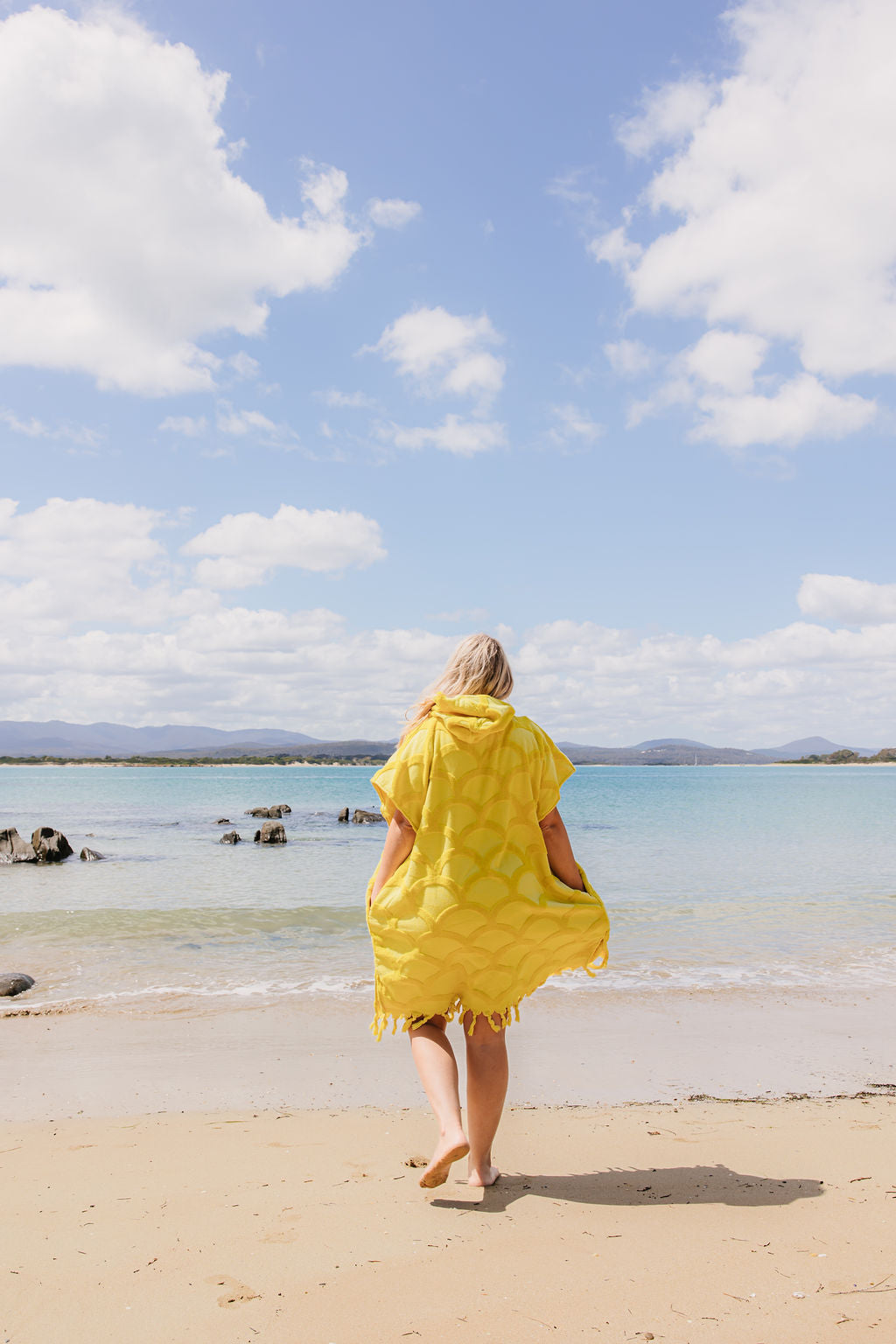 Hooded Towel Sunny Scales